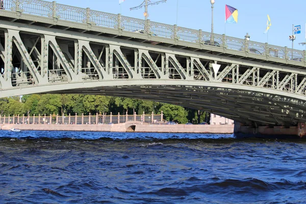 Antico Ponte Pietra Sul Fiume San Pietroburgo — Foto Stock