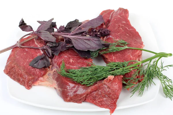 Pezzi Carne Rossa Tritata Fondo Bianco — Foto Stock