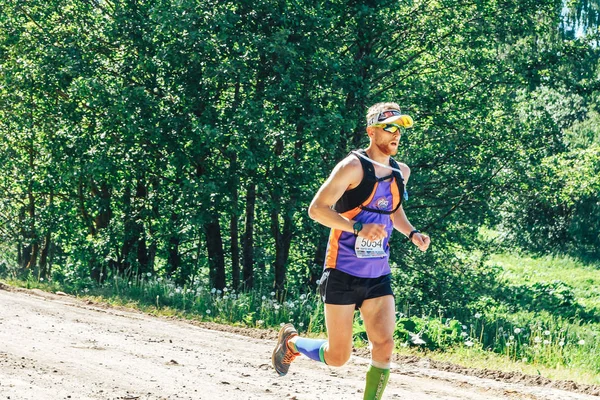 Mayo 2018 Naliboki Bielorrusia Maratón Amateur Bielorruso Naliboki Bicicleta Mujer — Foto de Stock