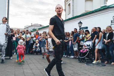 1 Eylül 2018 Minsk Beyaz Rusya sokak Şenlikleri akşam şehrin