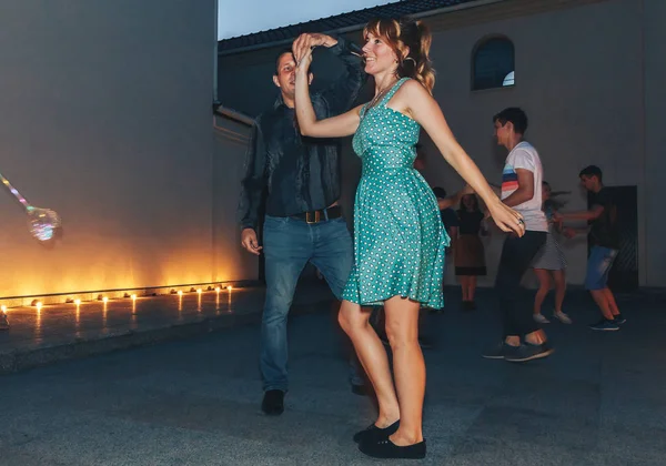 Agosto 2018 Minsk Bielorrusia Hombre Mujer Bailando Durante Evento — Foto de Stock