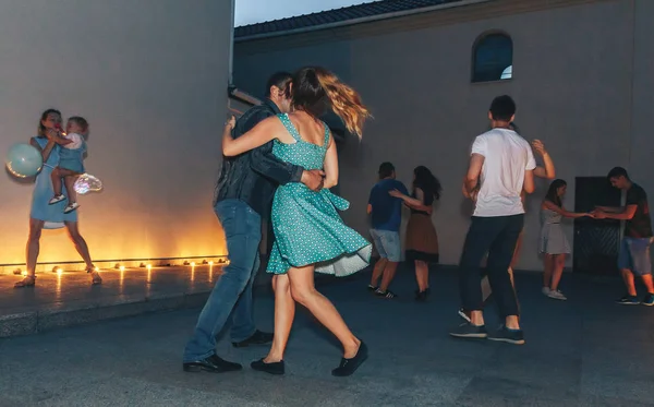 Agosto 2018 Minsk Bielorrusia Hombre Mujer Bailando Durante Evento —  Fotos de Stock