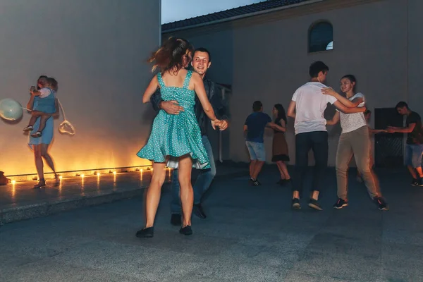 Agosto 2018 Minsk Bielorrusia Hombre Mujer Bailando Durante Evento —  Fotos de Stock