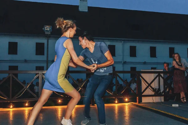 Agosto 2018 Minsk Bielorrusia Hombre Mujer Bailando Durante Evento — Foto de Stock