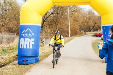 15 Nisan 2018 - Krevo, Beyaz Rusya: Beetle iz, gelen sporcumuz yarışı bir satýr bitirmek