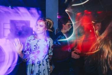Ekim 28-29, 2017 - Minsk, Beyaz Rusya: Space sanat, en iyi parti Halloween için kostüm geleneksel Cadılar Bayramı partisi genç kadın adanmış