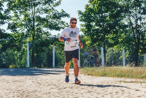 May 2018 Naliboki Belarus All Belarusian Amateur Marathon Naliboki Man – stockfoto