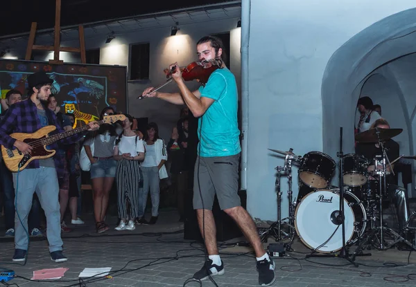 1 Eylül 2018 Minsk Beyaz Rusya sokak Şenlikleri akşam şehrin