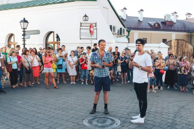 4 Ağustos 2018 sokak Şenlikleri akşam şehrin