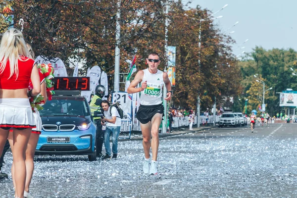 Setembro 2018 Minsk Belarus Meia Maratona Minsk 2018 Homem Corre — Fotografia de Stock