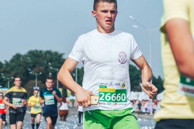 9 Eylül 2018 Minsk Belarus Yarı Maratonu Minsk 2018 Erkekler bitiş çizgisini geçti