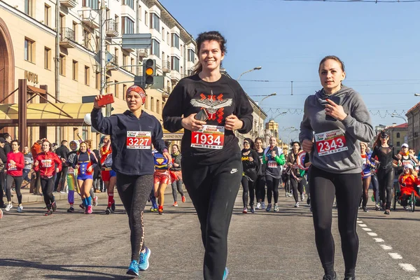 March 2019 Minsk Belarus Women Day Race March Two Women — Stock Photo, Image