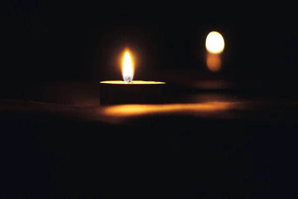 Dzień Pamięci Międzynarodowy Dzień Pamięci o Holokauście Świeca płonie — Zdjęcie stockowe