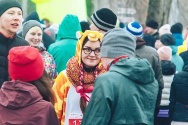 9 Şubat 2019 Minsk Belarus Koşusu 14 Şubat 'ta Qahanna' ya adanmıştır.