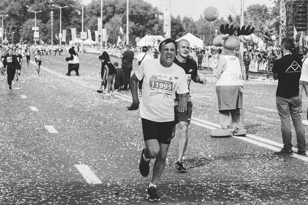 September 2018 Minsk Weißrussland Halbmarathon Minsk 2018 Zwei Reife Athleten — Stockfoto