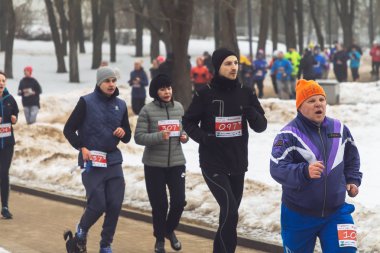 9 Şubat 2019 Minsk Belarus Koşusu 14 Şubat 'ta Qahanna' ya adanmıştır.
