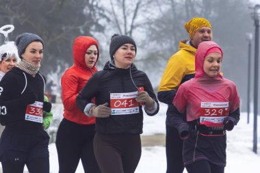 9 Şubat 2019 Minsk Belarus Koşusu 14 Şubat 'ta Qahanna' ya adanmıştır.