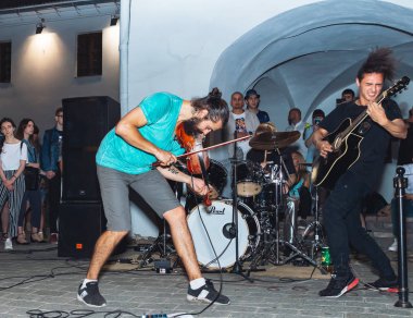 1 Eylül 2018 Minsk Beyaz Rusya sokak Şenlikleri akşam şehrin