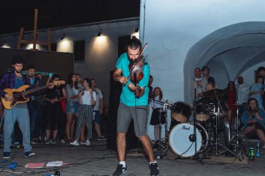 1 Eylül 2018 Minsk Beyaz Rusya sokak Şenlikleri akşam şehrin