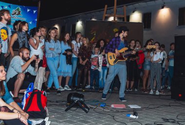 1 Eylül 2018 Minsk Beyaz Rusya sokak Şenlikleri akşam şehrin