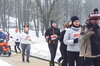 9 Şubat 2019 Minsk Belarus Koşusu 14 Şubat 'ta Qahanna' ya adanmıştır.