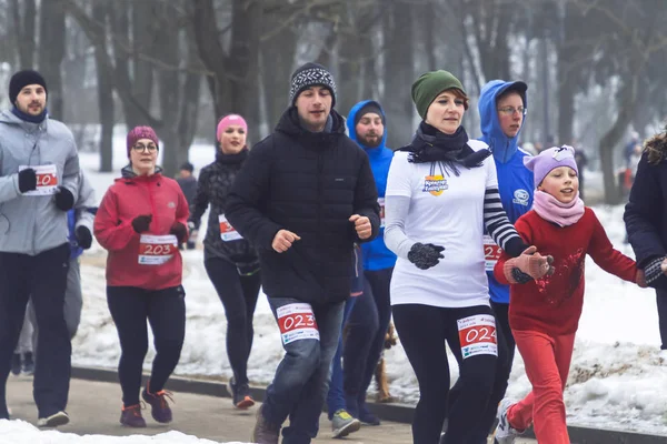 Febrero 9, 2019 Minsk Bielorrusia Run dedicada al 14 de febrero Para el Qahanna — Foto de Stock