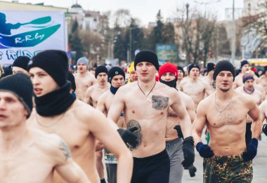23 Şubat 2019 Minsk Belarus 23 Şubat bayramı onuruna gerçek erkekler yarışı