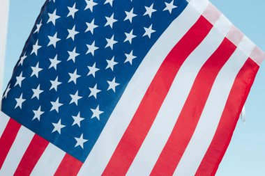 Birleşik Devletler bayrağı toplandı.