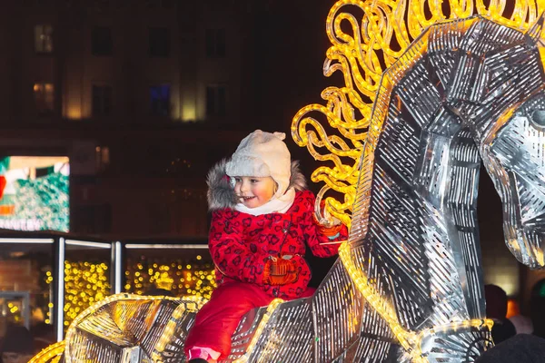 30 december 2018 Minsk Wit-Rusland Nieuwjaarsviering op het stadsplein. — Stockfoto