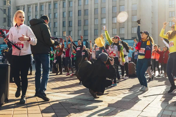 8 de marzo de 2019 Minsk Belarús Carrera en honor a la fiesta del Día de la Mujer el 8 de marzo — Foto de Stock