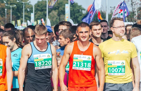 9 september 2018 Minsk Vitryssland Halvmaraton Minsk 2018 Springa i staden — Stockfoto