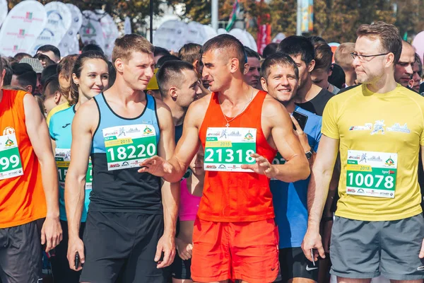 9 september 2018 Minsk Wit-Rusland Halve Marathon Minsk 2018 Lopen in de stad — Stockfoto