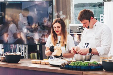 1 Haziran 2019 Minsk Belarus Festivali İsveç kültürü gününde