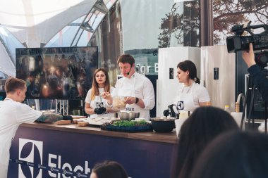 1 Haziran 2019 Minsk Belarus Festivali İsveç kültürü gününde