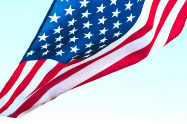 Birleşik Devletler bayrağı toplandı.