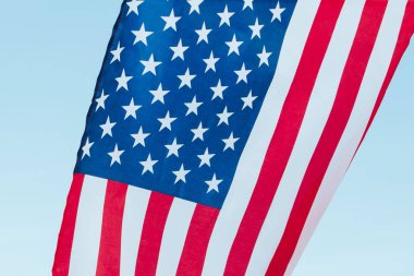 Birleşik Devletler bayrağı toplandı.