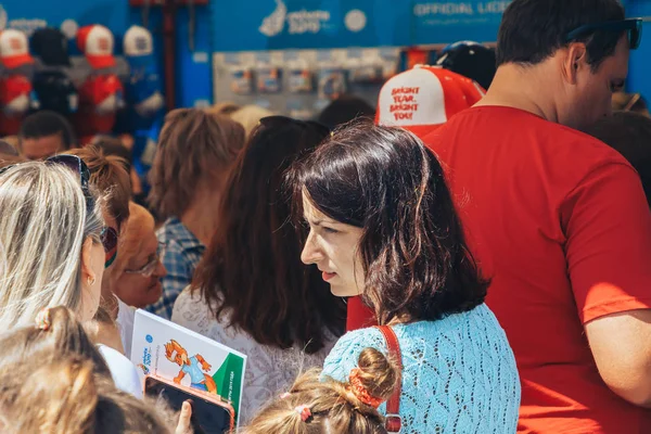 23 Haziran 2019 Minsk Belarus Sokağı İkinci Avrupa Oyunları onuruna düzenlenen şenlikler