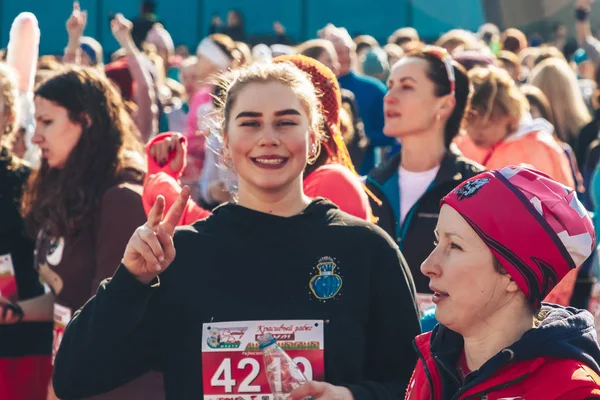 2019年3月8日，白俄罗斯明斯克为庆祝3月8日国际妇女节而举行的比赛 — 图库照片