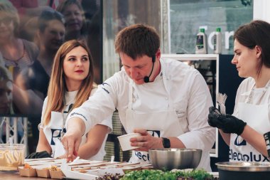 1 Haziran 2019 Minsk Belarus Festivali İsveç kültürü gününde