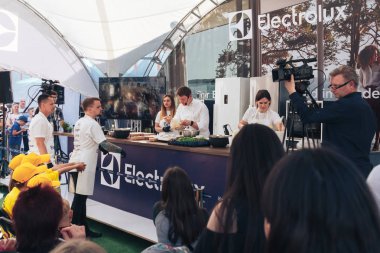 1 Haziran 2019 Minsk Belarus Festivali İsveç kültürü gününde