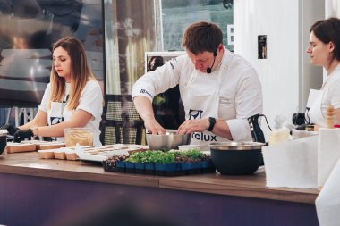 1 Haziran 2019 Minsk Belarus Festivali İsveç kültürü gününde