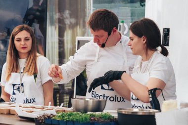 1 Haziran 2019 Minsk Belarus Festivali İsveç kültürü gününde