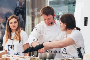 1 Haziran 2019 Minsk Belarus Festivali İsveç kültürü gününde