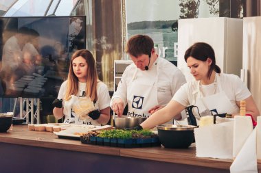 1 Haziran 2019 Minsk Belarus Festivali İsveç kültürü gününde