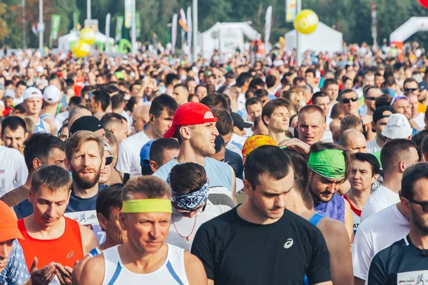 2018 szeptember 9, 2018 Minsk Belarus Half Marathon Minsk 2018 Futás a városban — Stock Fotó
