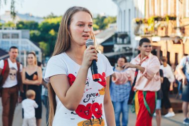 4 Ağustos 2018 Minsk Belarus Caddesi Şenlikleri