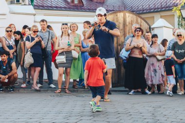 4 Ağustos 2018 sokak Şenlikleri akşam şehrin