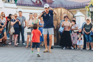 4 Ağustos 2018 sokak Şenlikleri akşam şehrin