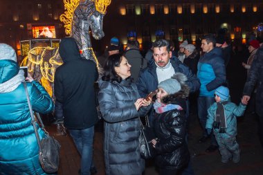30 Aralık 2018 Minsk Belarus Yeni Yıl kutlamaları şehir meydanında.