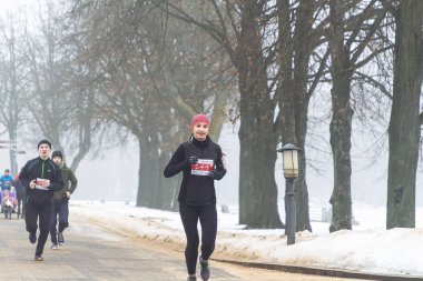 9 Şubat 2019 Minsk Belarus Koşusu 14 Şubat 'ta Qahanna' ya adanmıştır.